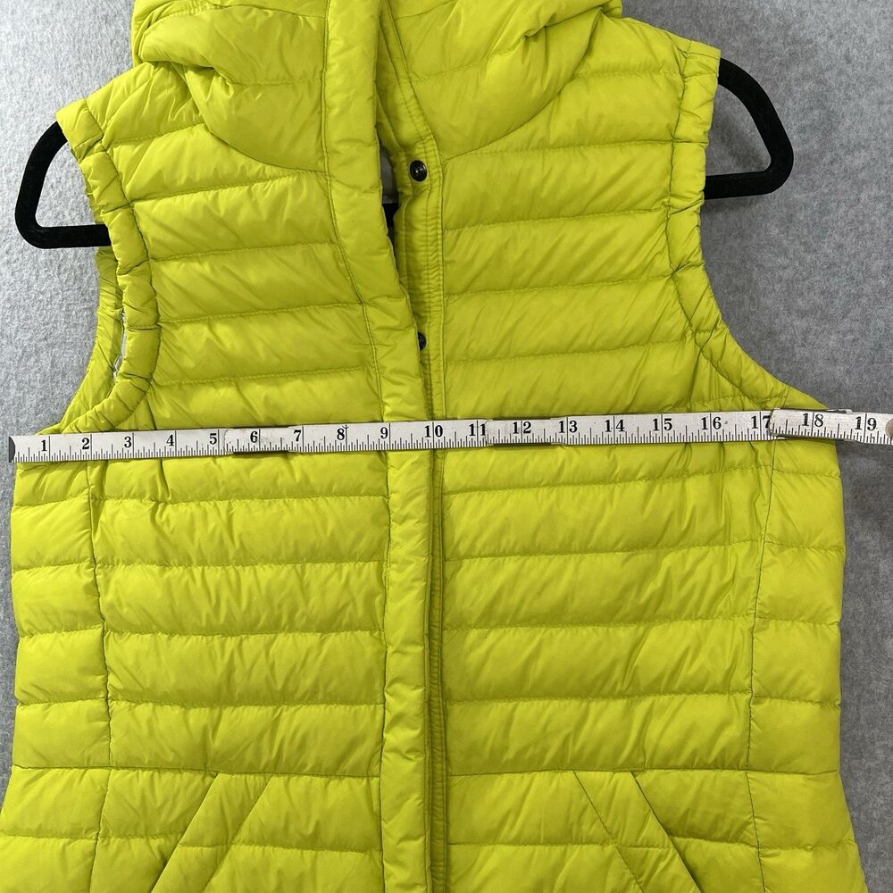 Mountain Hardwear Vest Q Shield 650 Down Puffer Womens S green Lightweight - Picture 15 of 16